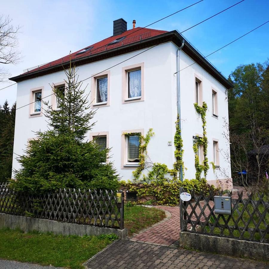 Ferienwohnung Am Wald Tharandt ภายนอก รูปภาพ
