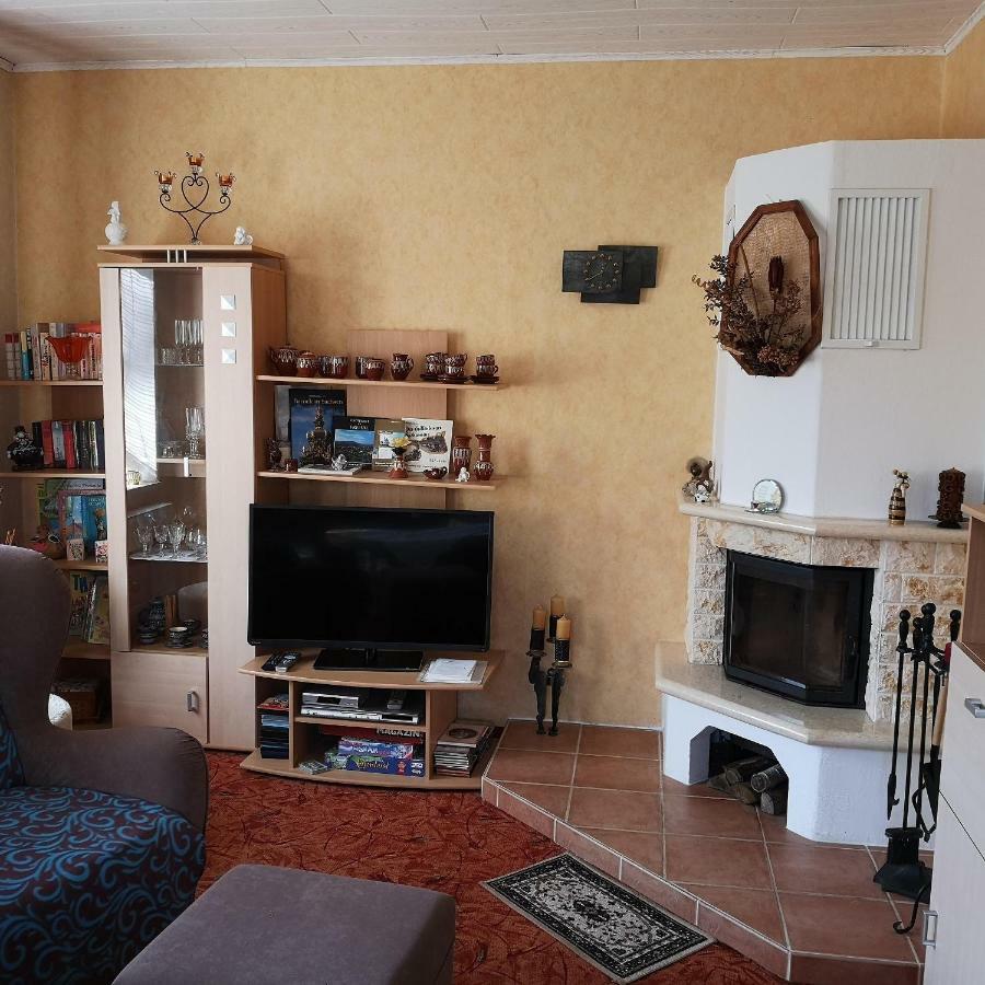 Ferienwohnung Am Wald Tharandt ภายนอก รูปภาพ